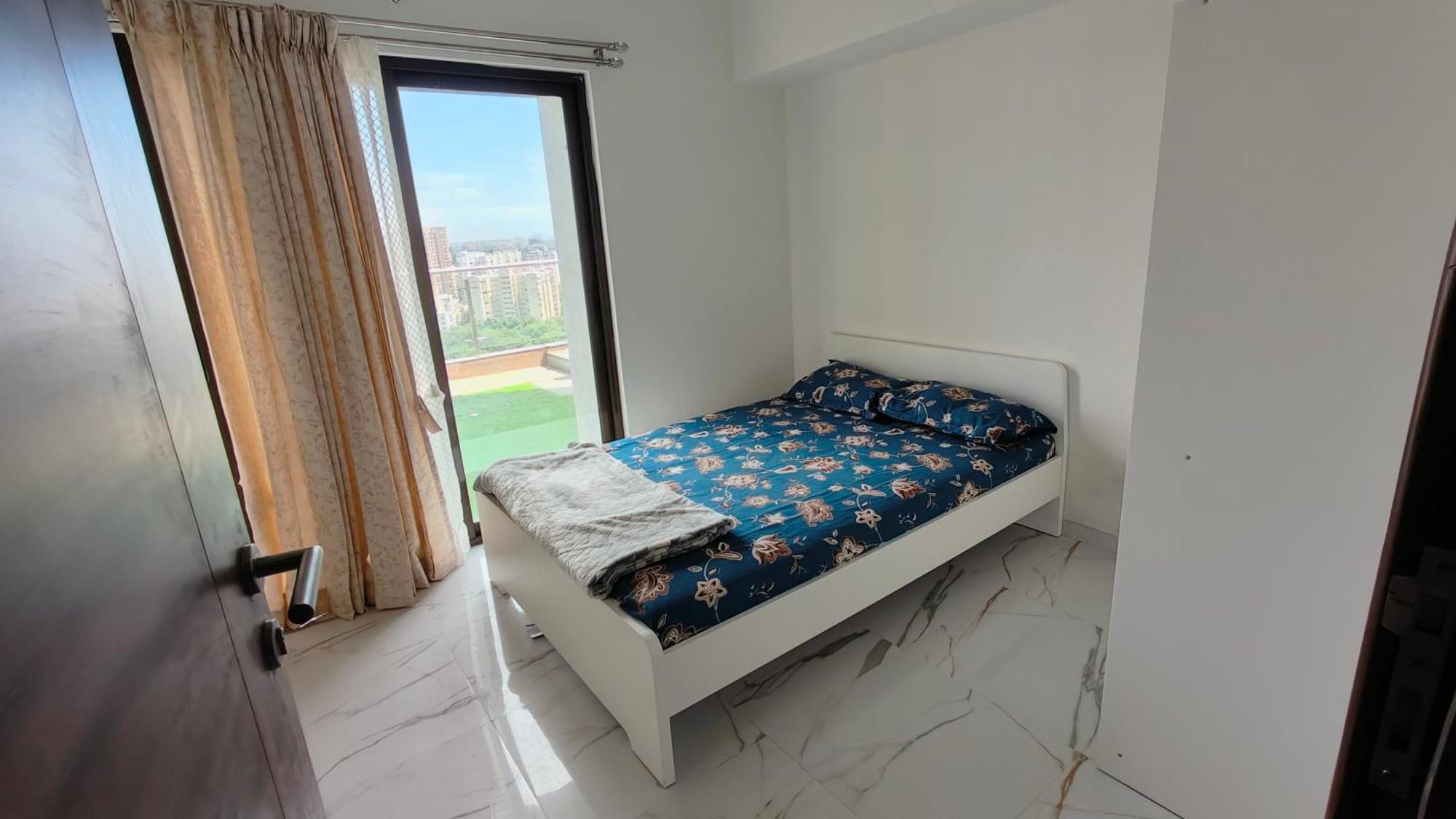 The Ten - Cozy 3bhk In Baner Apartment